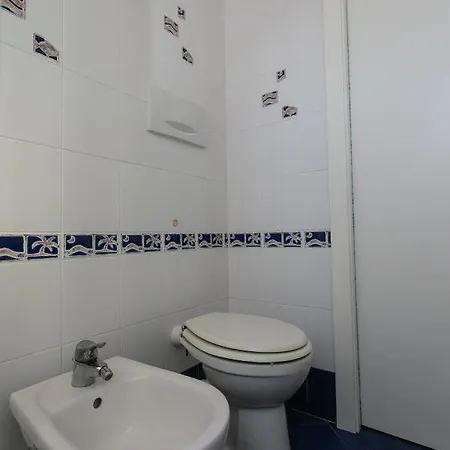 M25 - Marcelli, Trilocale Con Terrazzo A 100 Metri Dal Mare * Marcelli